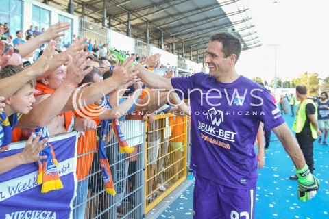  30.08.2015 MIELEC <br />PILKA NOZNA T-MOBILE EKSTRAKLASA SEZON 2015/2016 7. KOLEJKA <br />FOOTBALL POLISH EKSTRAKLASA SEASON 2015/2016 <br />MECZ TERMALICA BRUK-BET NIECIECZA - LECH POZNAN <br />N/Z KIBICE TERMALIKI BRUKBET NIECIECZA RADOSC WYGRANA EMOCJE SEBASTIAN NOWAK<br /> 