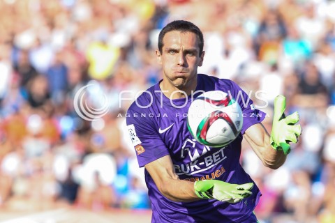  30.08.2015 MIELEC <br />PILKA NOZNA T-MOBILE EKSTRAKLASA SEZON 2015/2016 7. KOLEJKA <br />FOOTBALL POLISH EKSTRAKLASA SEASON 2015/2016 <br />MECZ TERMALICA BRUK-BET NIECIECZA - LECH POZNAN <br />N/Z SEBASTIAN NOWAK SYLWETKA <br /> 