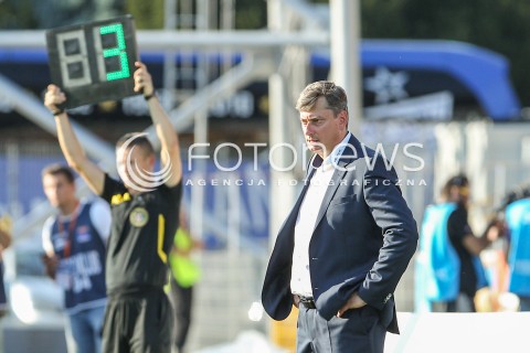  30.08.2015 MIELEC <br />PILKA NOZNA T-MOBILE EKSTRAKLASA SEZON 2015/2016 7. KOLEJKA <br />FOOTBALL POLISH EKSTRAKLASA SEASON 2015/2016 <br />MECZ TERMALICA BRUK-BET NIECIECZA - LECH POZNAN <br />N/Z MACIEJ SKORZA - I TRENER ( HEAD COACH )<br /> 