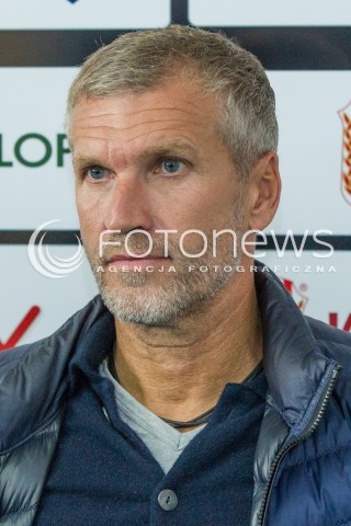  05.09.2015 RZESZOW<br />JUBILEUSZ 110-LECIA KLUBU RESOVIA RZESZOW<br />MECZ CWKS RESOVIA RZESZOW - LECHIA GDANSK<br />N/Z THOMAS VON HEESEN - I TRENER ( HEAD COACH ) SYLWETKA GLOWKA PORTRET<br /> 