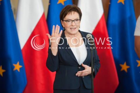  07.09.2015 WARSZAWA<br />SPOTKANIE PREMIER Z MEDALISTAMI MISTRZOSTW SWIATA PEKIN 2015<br />N/Z PREMIER EWA KOPACZ<br /> 