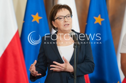  07.09.2015 WARSZAWA<br />SPOTKANIE PREMIER Z MEDALISTAMI MISTRZOSTW SWIATA PEKIN 2015<br />N/Z PREMIER EWA KOPACZ<br /> 