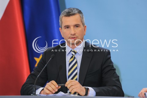 07.09.2015 WARSZAWA<br />KONFERENCJA PRASOWA RADY MINISTROW<br />N/Z MINISTER FINANSOW MATEUSZ SZCZUREK<br /> 