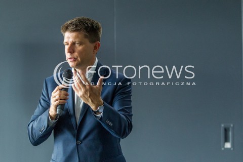  08.09.2015 RZESZOW<br />WIZYTA RYSZARDA PETRU W RZESZOWIE<br />N/Z RYSZARD PETRU<br /> 