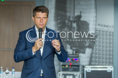  08.09.2015 RZESZOW<br />WIZYTA RYSZARDA PETRU W RZESZOWIE<br />N/Z RYSZARD PETRU<br /> 