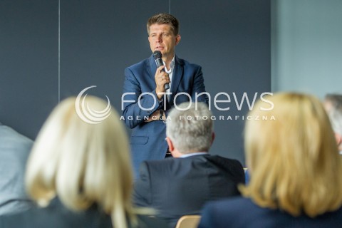  08.09.2015 RZESZOW<br />WIZYTA RYSZARDA PETRU W RZESZOWIE<br />N/Z RYSZARD PETRU SPOTKANIE Z PRZEDSIEBIORCAMI<br /> 