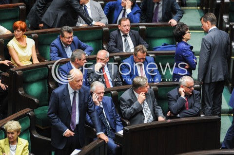  16.09.2015 WARSZAWA SEJM<br />NADZWYCZAJNE POSIEDZENIE SEJMU<br />N/Z POSLOWIE JAROSLAW GOWIN ANTONI MACIEREWICZ JACEK ROSTOWSKI<br /> 