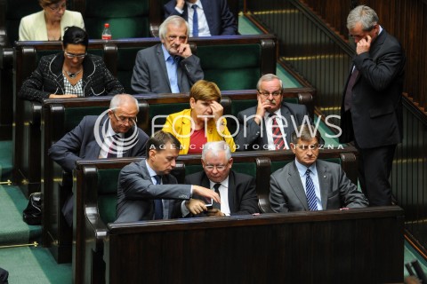  16.09.2015 WARSZAWA SEJM<br />NADZWYCZAJNE POSIEDZENIE SEJMU<br />N/Z JAROSLAW KACZYNSKI BEATA SZYDLO MARIUSZ BLASZCZAK MAREK KUCHCINSKI<br /> 