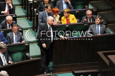  16.09.2015 WARSZAWA SEJM<br />NADZWYCZAJNE POSIEDZENIE SEJMU<br />N/Z JAROSLAW KACZYNSKI PRZEMAWIA W SEJMIE<br /> 