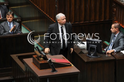  16.09.2015 WARSZAWA SEJM<br />NADZWYCZAJNE POSIEDZENIE SEJMU<br />N/Z JAROSLAW KACZYNSKI PRZEMAWIA W SEJMIE<br /> 