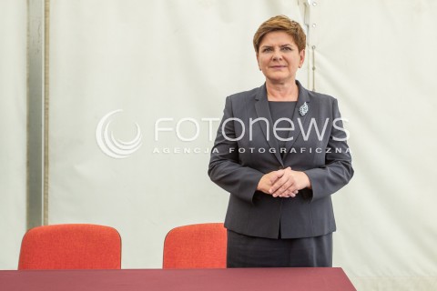  18.09.2015 RZESZOW<br />WIZYTA BEATY SZYDLO NA PODKARPACIU<br />WIZYTA W PARKU NAUKOWO TECHNOLOGICZNYM RZESZOW DWORZYSKO<br />N/Z BEATA SZYDLO , JOZEF JODLOWSKI<br /> 