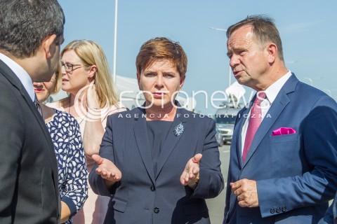  18.09.2015 RZESZOW<br />WIZYTA BEATY SZYDLO NA PODKARPACIU<br />WIZYTA W PARKU NAUKOWO TECHNOLOGICZNYM RZESZOW DWORZYSKO<br />N/Z BEATA SZYDLO (C), WLADYSLAW ORTYL (P)<br /> 
