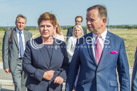  18.09.2015 RZESZOW<br />WIZYTA BEATY SZYDLO NA PODKARPACIU<br />WIZYTA W PARKU NAUKOWO TECHNOLOGICZNYM RZESZOW DWORZYSKO<br />N/Z BEATA SZYDLO (L), WLADYSLAW ORTYL (P)<br /> 