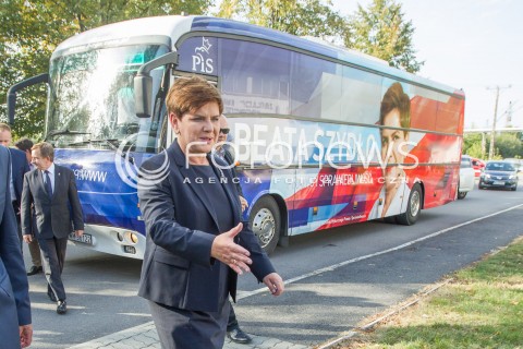  18.09.2015 ROPCZYCE<br />WIZYTA BEATY SZYDLO NA PODKARPACIU<br />WIZYTA W ZAKLADACH MAGNEZYTOWYCH I SPOTKANIE Z ZARZADEM SOLIDARNOSCI<br />N/Z BEATA SZYDLO<br /> 