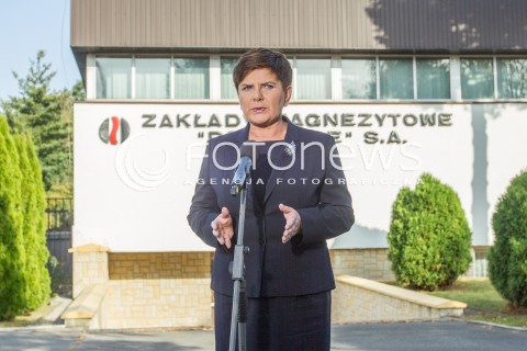  18.09.2015 ROPCZYCE<br />WIZYTA BEATY SZYDLO NA PODKARPACIU<br />WIZYTA W ZAKLADACH MAGNEZYTOWYCH<br />N/Z BEATA SZYDLO<br /> 