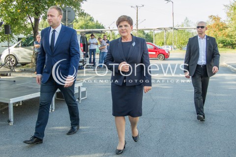  18.09.2015 ROPCZYCE<br />WIZYTA BEATY SZYDLO NA PODKARPACIU<br />WIZYTA W ZAKLADACH MAGNEZYTOWYCH<br />N/Z BEATA SZYDLO MARCIN MASTALEREK<br /> 