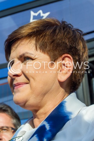  18.09.2015 GORA ROPCZYCKA ( SEDZISZOW MALOPOLSKI )<br />WIZYTA BEATY SZYDLO NA PODKARPACIU<br />WIZYTA W GOSPODARSTWIE ROLNYM W GORZE ROPCZYCKIEJ<br />N/Z BEATA SZYDLO<br /> 