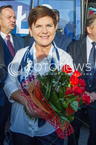  18.09.2015 GORA ROPCZYCKA ( SEDZISZOW MALOPOLSKI )<br />WIZYTA BEATY SZYDLO NA PODKARPACIU<br />WIZYTA W GOSPODARSTWIE ROLNYM W GORZE ROPCZYCKIEJ<br />N/Z BEATA SZYDLO<br /> 