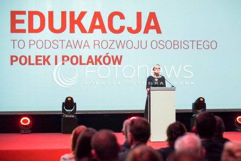  04.10.2015 LODZ<br />KONWENCJA WYBORCZA ZJEDNOCZONEJ LEWICY<br />PREZENTACJA KANDYDATKI NA PREMIERA<br />N/Z BARBARA NOWACKA<br /> 
