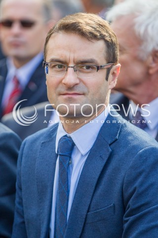  04.10.2015 STRACHOCINA <br />WIZYTA PREZESA PIS JAROSLAWA KACZYNSKIEGO I KANDYDATKI PIS NA URZAD PREMIERA BEATY SZYDLO W SANKTUARIUM SW. ANDRZEJA BOBOLI W STRACHOCINIE NA PODKARPACIU<br />N/Z TOMASZ POREBA<br /> 