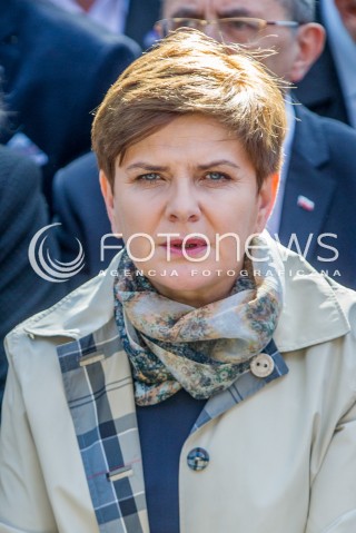  04.10.2015 STRACHOCINA <br />WIZYTA PREZESA PIS JAROSLAWA KACZYNSKIEGO I KANDYDATKI PIS NA URZAD PREMIERA BEATY SZYDLO W SANKTUARIUM SW. ANDRZEJA BOBOLI W STRACHOCINIE NA PODKARPACIU<br />N/Z BEATA SZYDLO<br /> 