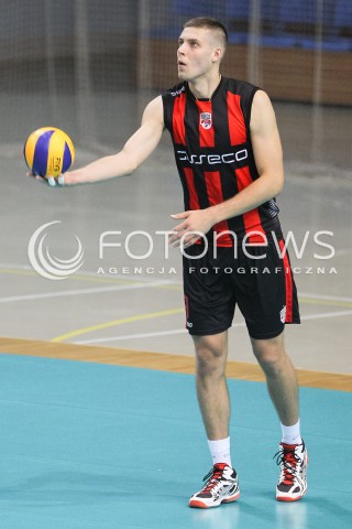  06.10.2015 RZESZOW <br />SIATKOWKA PLUS LIGA 2015/2016 MEN VOLLEYBALL<br />SPARING - MECZ KONTROLNY<br />MECZ ASSECO RESOVIA RZESZOW - CUPRUM LUBIN<br />N/Z DMYTRO PASZYCKI ( PASHYTSKYY ) SYLWETKA<br /> 
