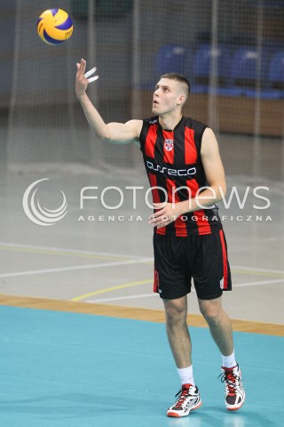  06.10.2015 RZESZOW <br />SIATKOWKA PLUS LIGA 2015/2016 MEN VOLLEYBALL<br />SPARING - MECZ KONTROLNY<br />MECZ ASSECO RESOVIA RZESZOW - CUPRUM LUBIN<br />N/Z DMYTRO PASZYCKI ( PASHYTSKYY ) SYLWETKA<br /> 