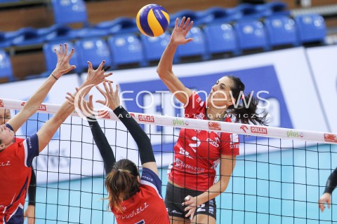  09.10.2015 RZESZOW SIATKOWKA <br />III TURNIEJ O PUCHAR FIRMY DEVELOPRES<br />MECZ DEVELOPRES SKYRES RZESZOW - PALAC BYDGOSZCZ<br />N/Z ANA OTASEVIC<br /> 