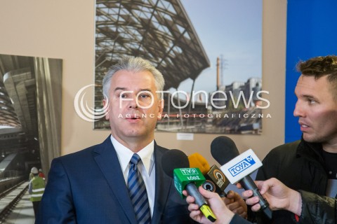  11.10.2015 LODZ<br />KONFERENCJA PRASOWA Z UDZIALEM CEZAREGO GRABARCZYKA NA TEMAT REWITALIZACJI LODZI<br />N/Z CEZARY GRABARCZYK<br /> 