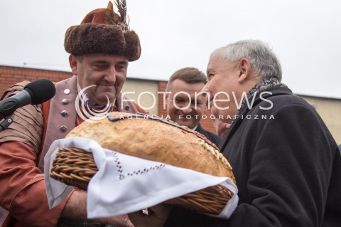  14.10.2015 LODZ<br />
WIZYTA JAROSLAWA KACZYNSKIEGO W BRZEZINACH W WOJEWODZTWIE LODZKIM<br />
N/Z JAROSLAW KACZYNSKI<br />
 