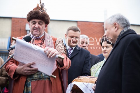  14.10.2015 LODZ<br />
WIZYTA JAROSLAWA KACZYNSKIEGO W BRZEZINACH W WOJEWODZTWIE LODZKIM<br />
N/Z JAROSLAW KACZYNSKI<br />
 