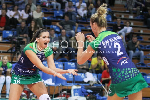  17.10.2015 RZESZOW <br />SIATKOWKA ORLEN LIGA 2015/2016 WOMEN VOLLEYBALL POLAND POLISH ORLENLIGA LEAGUE SEASON 2015/2016 <br />MECZ DEVELOPRES SKYRES RZESZOW - PGE ATOM TREFL SOPOT <br />N/Z KLAUDIA KACZOROWSKA MARET BALKESTEIN - GROTHUES RADOSC EMOCJE <br /> 