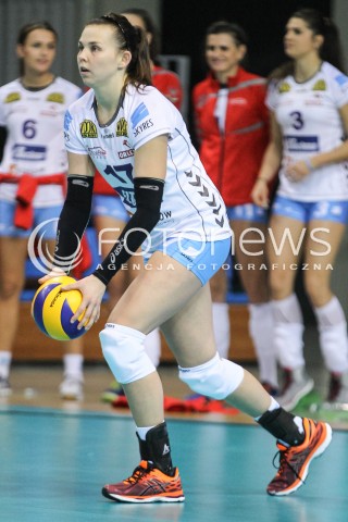  17.10.2015 RZESZOW <br />SIATKOWKA ORLEN LIGA 2015/2016 WOMEN VOLLEYBALL POLAND POLISH ORLENLIGA LEAGUE SEASON 2015/2016 <br />MECZ DEVELOPRES SKYRES RZESZOW - PGE ATOM TREFL SOPOT <br />N/Z AGATA SKIBA SYLWETKA <br /> 