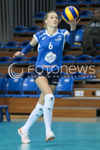  21.10.2015 RZESZOW<br />SIATKOWKA ORLEN LIGA 2015/2016 WOMEN VOLLEYBALL POLAND POLISH ORLENLIGA LEAGUE SEASON 2015/2016<br />MECZ DEVELOPRES SKYRES RZESZOW - POLSKI CUKIER MUSZYNIANKA MUSZYNA <br />N/Z ANNA GREJMAN SYLWETKA <br /> 