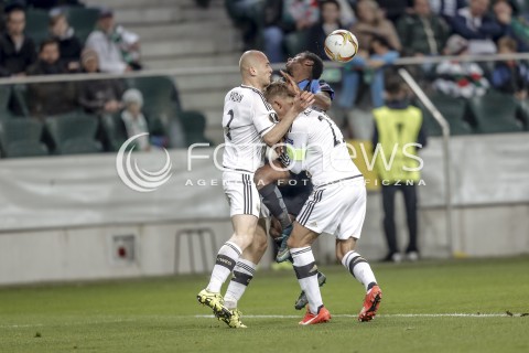  22.10.2015 WARSZAWA PILKA NOZNA <br />FOOTBALL POLISH LIGA EUROPY STADION LEGII <br />MECZ LEGIA WARSZAWA - CLUB BRUGGE<br />N/Z ABDOULAY DIABY JAKUB RZEZNICZAK<br /> 