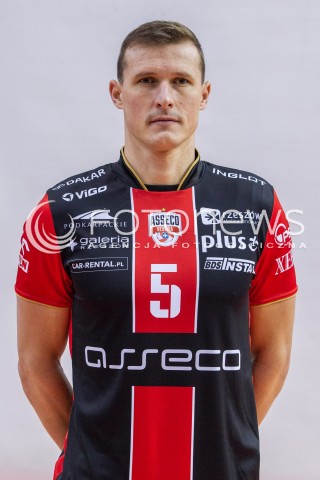  22.10.2015 RZESZOW <br />SESJA ZDJECIOWA SIATKARZY ASSECO RESOVIA<br />SEZON 2015/2016<br />N/Z LUKAS TICHACEK<br /> 