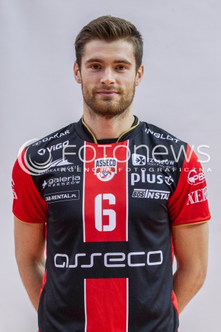  22.10.2015 RZESZOW <br />SESJA ZDJECIOWA SIATKARZY ASSECO RESOVIA<br />SEZON 2015/2016<br />N/Z DAWID DRYJA<br /> 