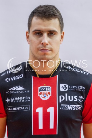  22.10.2015 RZESZOW <br />SESJA ZDJECIOWA SIATKARZY ASSECO RESOVIA<br />SEZON 2015/2016<br />N/Z FABIAN DRZYZGA<br /> 