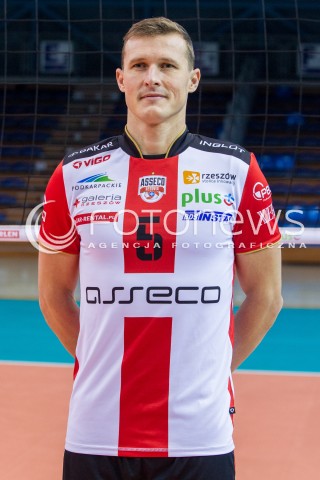  22.10.2015 RZESZOW <br />SESJA ZDJECIOWA SIATKARZY ASSECO RESOVIA<br />SEZON 2015/2016<br />N/Z LUKAS TICHACEK<br /> 