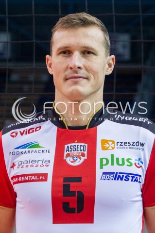  22.10.2015 RZESZOW <br />SESJA ZDJECIOWA SIATKARZY ASSECO RESOVIA<br />SEZON 2015/2016<br />N/Z LUKAS TICHACEK<br /> 