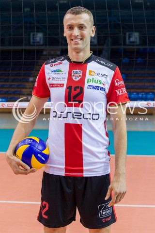  22.10.2015 RZESZOW <br />SESJA ZDJECIOWA SIATKARZY ASSECO RESOVIA<br />SEZON 2015/2016<br />N/Z LUKASZ PERLOWSKI<br /> 