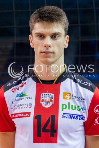  22.10.2015 RZESZOW <br />SESJA ZDJECIOWA SIATKARZY ASSECO RESOVIA<br />SEZON 2015/2016<br />N/Z ALEKSANDER SLIWKA<br /> 