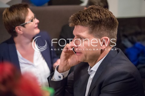  23.10.2015 LODZ<br />
SPOTKANIE RYSZARDA PETRU Z SYMPATYKAMI W LODZI<br />
N/Z RYSZARD PETRU<br />
 