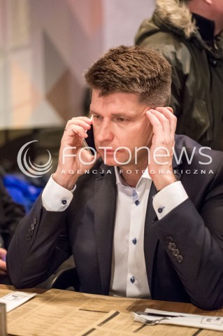  23.10.2015 LODZ<br />
SPOTKANIE RYSZARDA PETRU Z SYMPATYKAMI W LODZI<br />
N/Z RYSZARD PETRU<br />
 