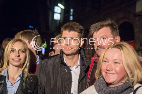  23.10.2015 LODZ<br />
SPOTKANIE RYSZARDA PETRU Z SYMPATYKAMI W LODZI<br />
N/Z RYSZARD PETRU<br />
 