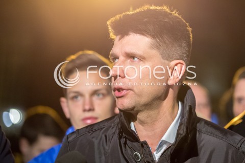  23.10.2015 LODZ<br />
SPOTKANIE RYSZARDA PETRU Z SYMPATYKAMI W LODZI<br />
N/Z RYSZARD PETRU<br />
 