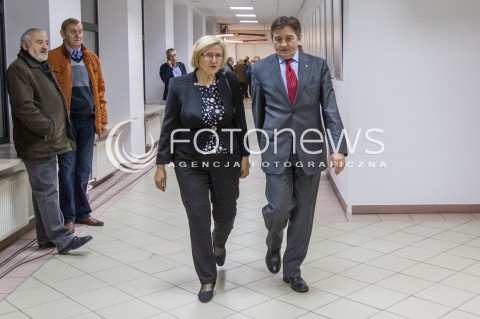  23.10.2015 RZESZOW <br />WIZYTA PREZESA PIS JAROSLAWA KACZYNSKIEGO W WOJEWODZTWIE PODKARPACKIM<br />SPOTKANIE Z MIESZKANCAMI RZESZOWA<br />WIZYTA NA PODKARPACIU JEST OSTATNIM PUNKTEM KAMPANII<br />N/Z MAREK KUCHCINSKI JOZEFA ( JOZEFINA ) HRYNKIEWICZ<br /> 
