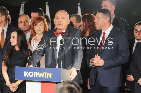  25.10.2015 WARSZAWA <br />WIECZOR WYBORCZY PARTII KORWIN<br />N/Z JANUSZ KORWIN MIKKE SZTAB WYBORCZY PRZEMYSLAW WIPLER<br /> 