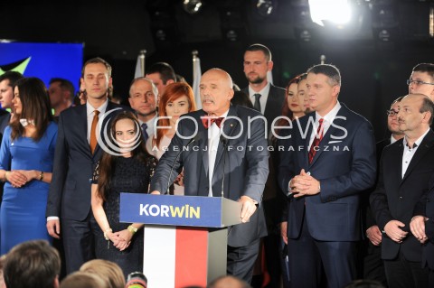  25.10.2015 WARSZAWA <br />WIECZOR WYBORCZY PARTII KORWIN<br />N/Z JANUSZ KORWIN MIKKE SZTAB WYBORCZY PRZEMYSLAW WIPLER<br /> 