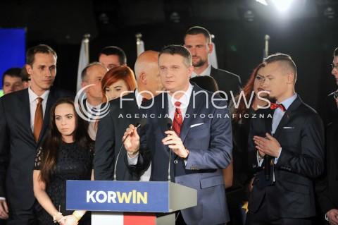  25.10.2015 WARSZAWA <br />WIECZOR WYBORCZY PARTII KORWIN<br />N/Z PRZEMYSLAW WIPLER<br /> 